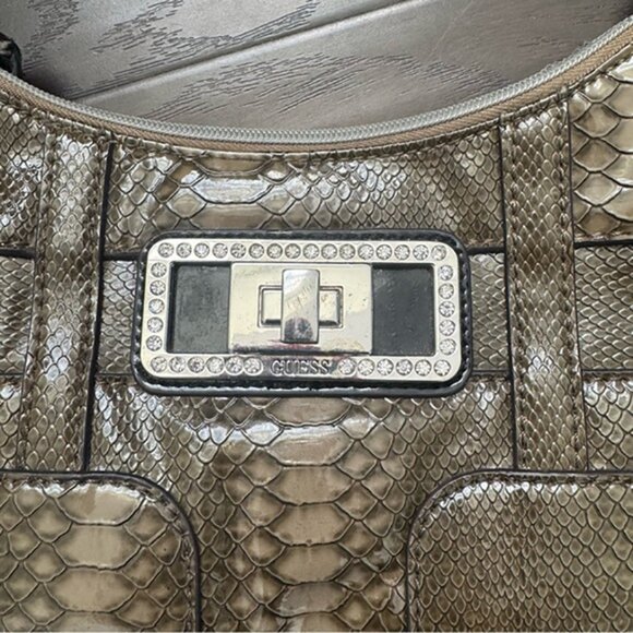 GUESS Snakeskin Embossed Shoulder Bag Y2K Rhinestone Logo Plate - Picture 3 of 7